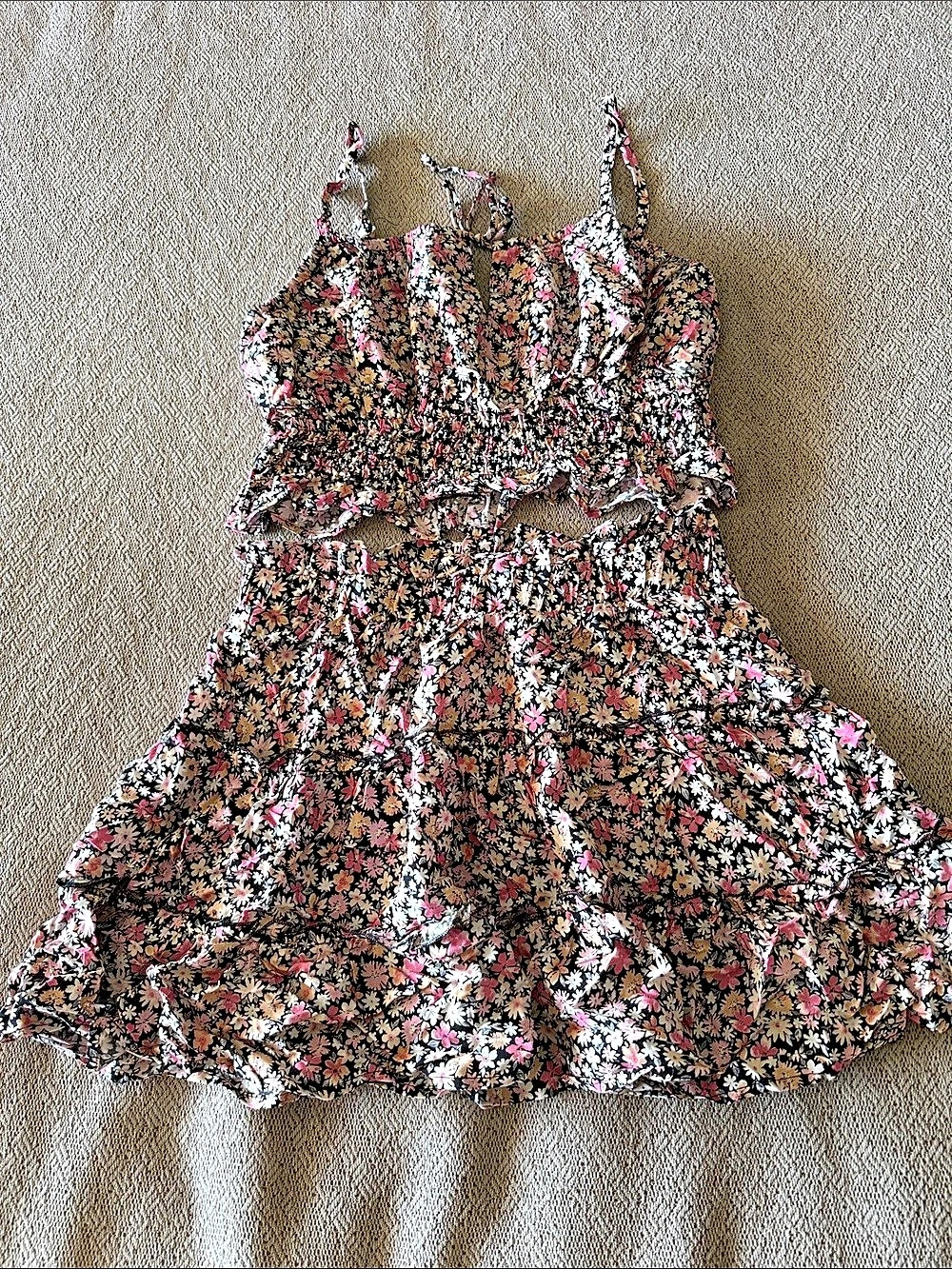 Wild Fable Floral Mini 2 piece top and skirt in Black & Pink Size Medium Like Ne